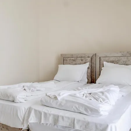 Jupiter 1 Family Hotel