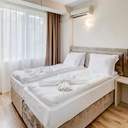 Jupiter 1 Family Hotel 2*