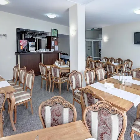 Hotel Jupiter 1 Family 2*