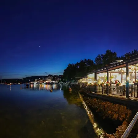 Hotel Jupiter 1 Family