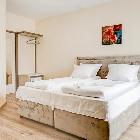 ホテル Jupiter 1 Family