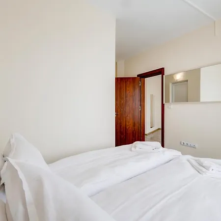 ホテル Jupiter 1 Family