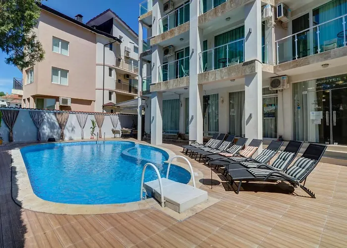 Ξενοδοχείο Jupiter 1 Family 2*